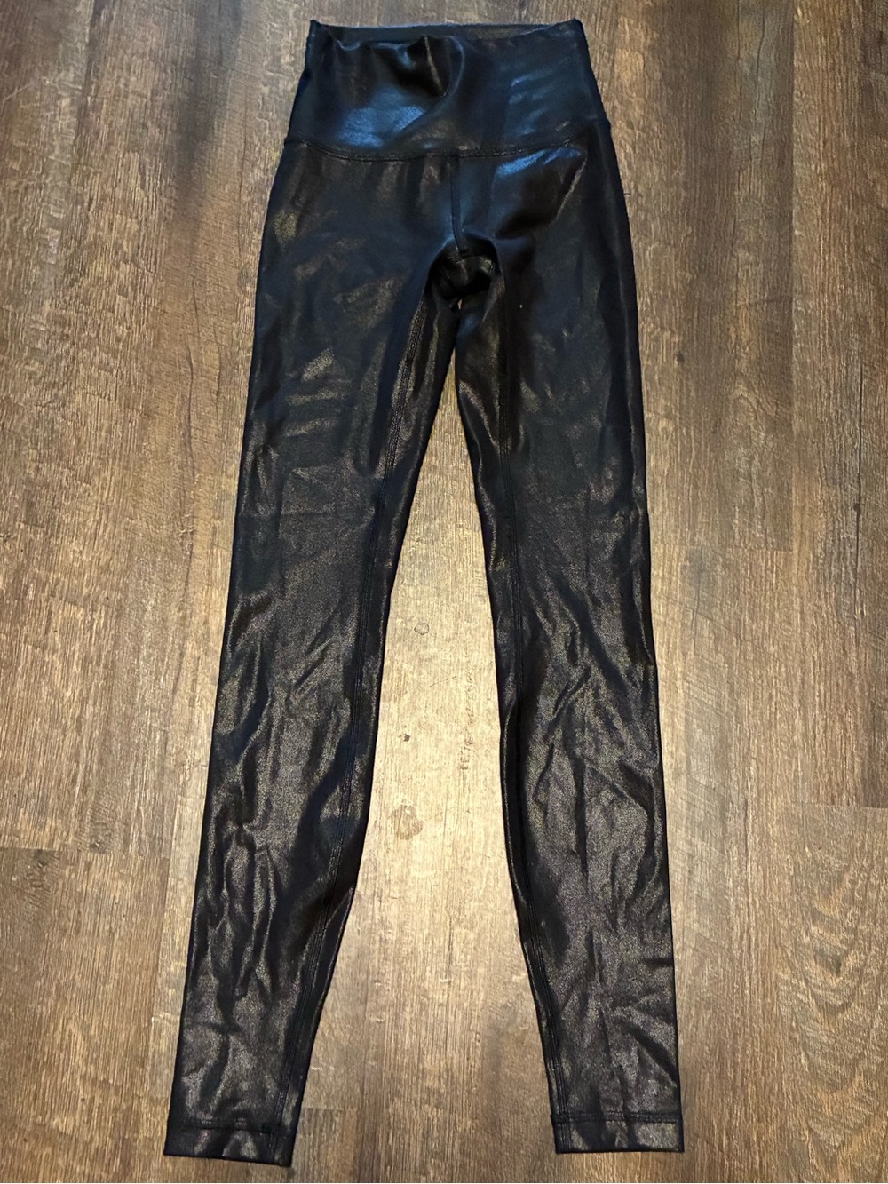 Lululemon Black Shine High Rise Leggings Women’s Size 2 Shiny Coated